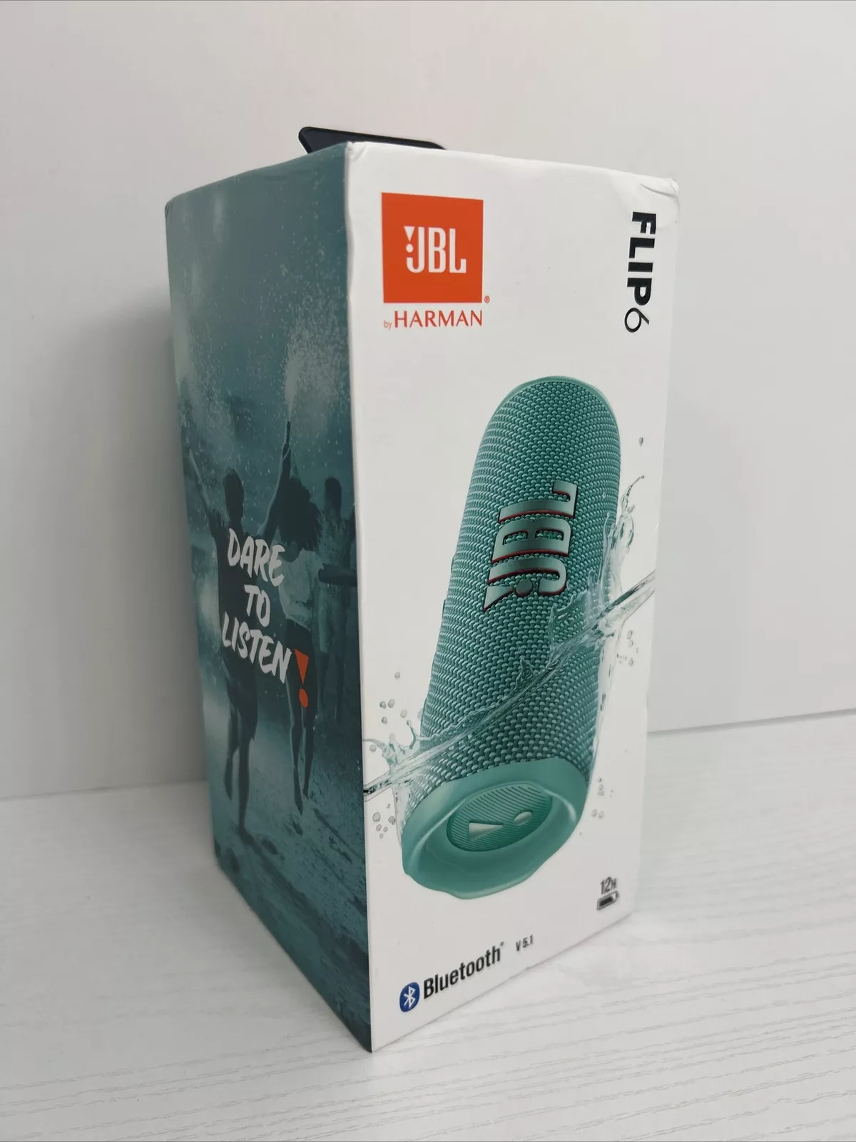 JBL Flip 6 Bluetooth speaker